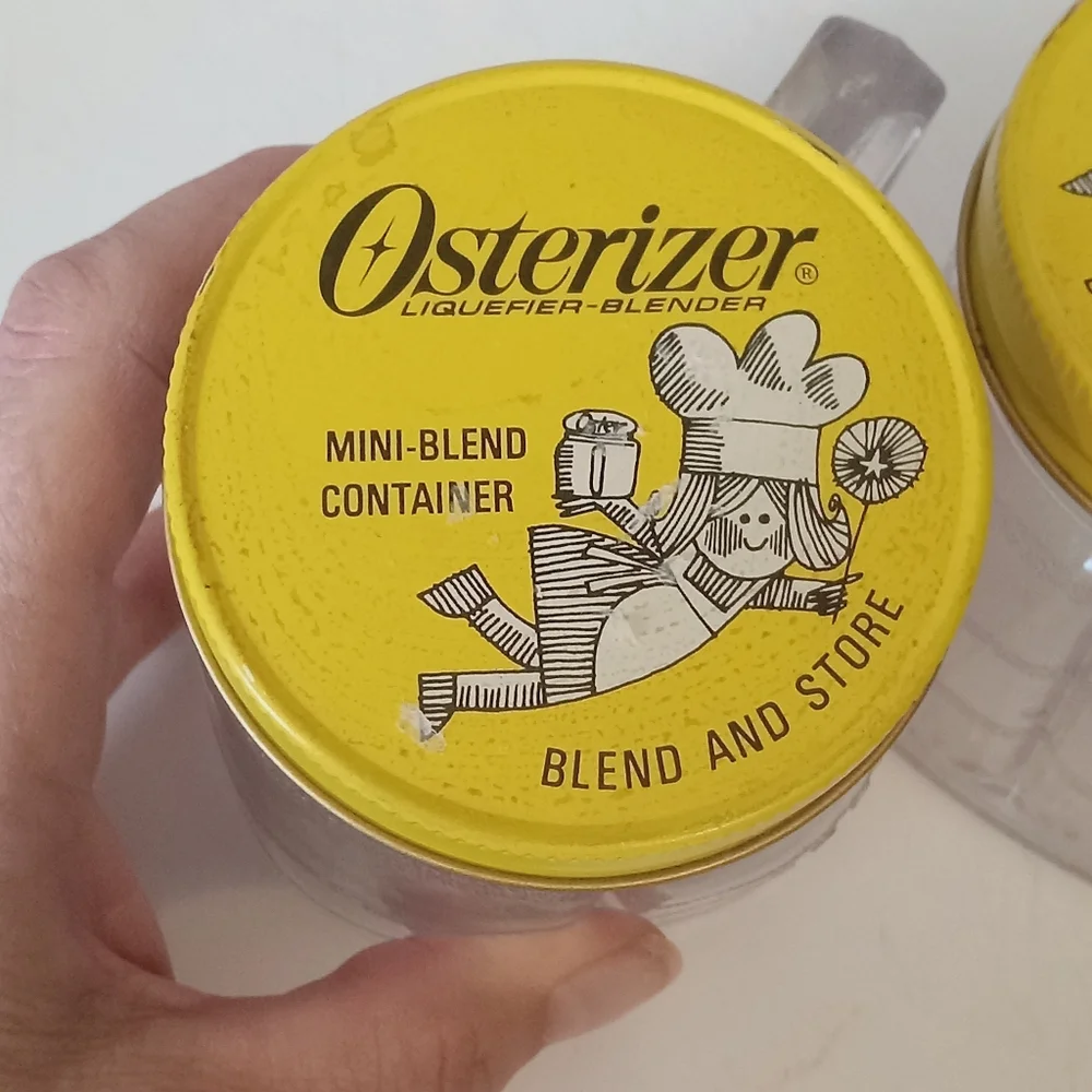 Lot of 2 Vintage Osterizer Mini Blend Containers 8 oz Plastic Blender Jars